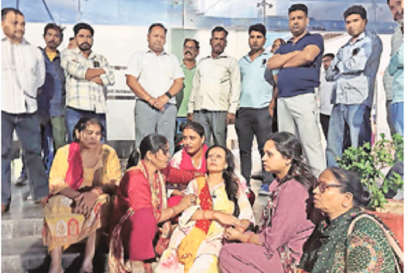 ਇੰਡਸ ਹਸਪਤਾਲ ’ਚ ਹੰਗਾਮਾ: 35 ਸਾਲਾ ਨੌਜਵਾਨ ਦੀ ਇਲਾਜ ਦੌਰਾਨ ਮੌਤ, ਡਾਕਟਰਾਂ ’ਤੇ ਲਾਪਰਵਾਹੀ ਦੇ ਗੰਭੀਰ ਦੋਸ਼