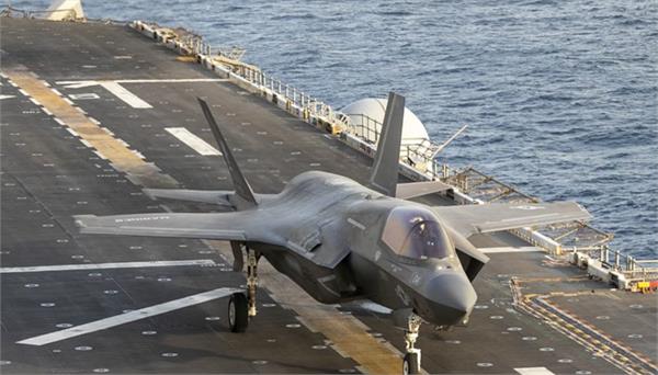 us deploys commandos to enforce blockade of strait of hormuz