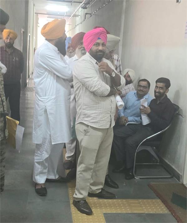 high court gives big blow to dc and dcp in arms license case