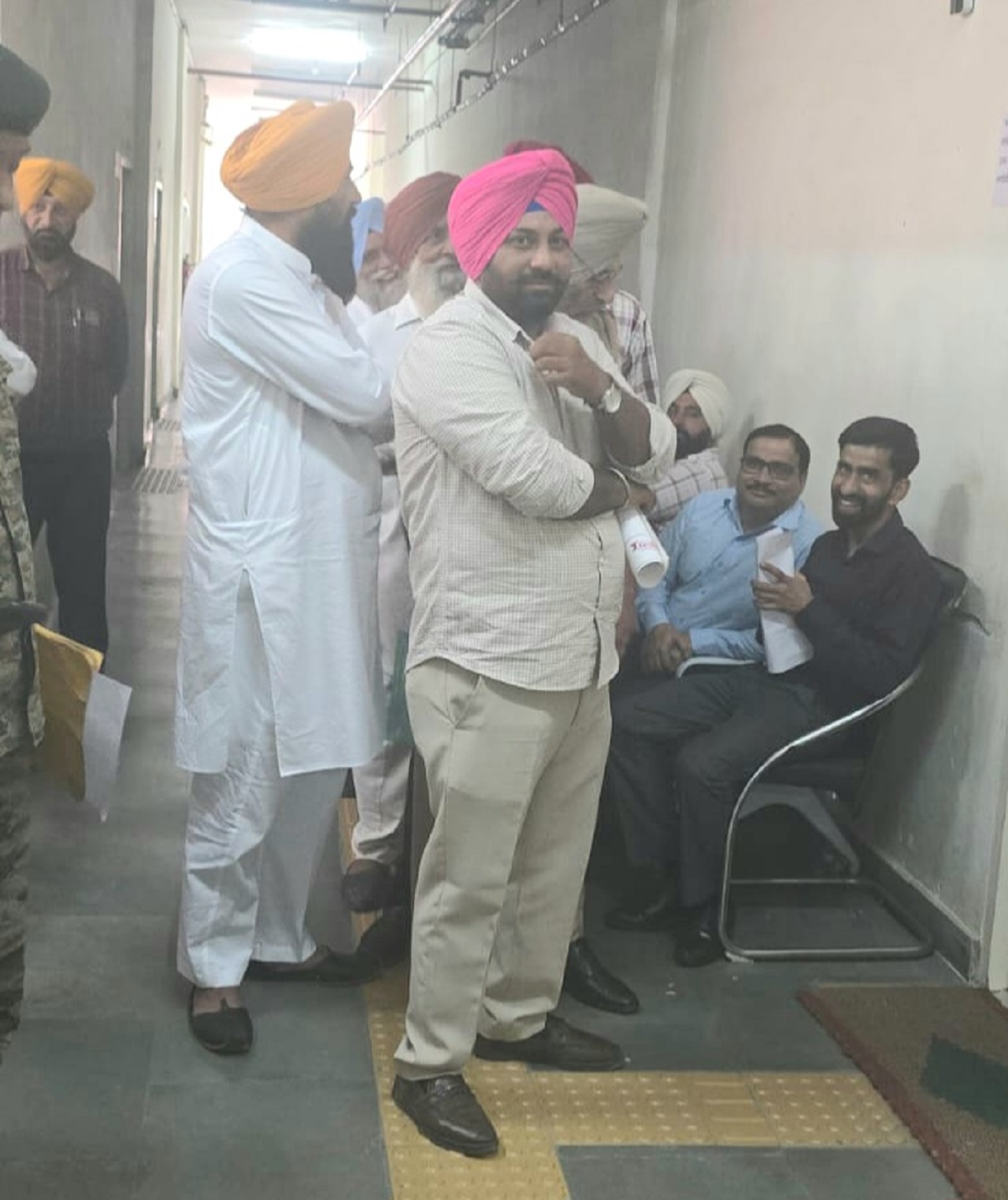 ਅਸਲਾ ਲਾਇਸੈਂਸ ਮਾਮਲੇ ''ਚ DC ਤੇ DCP ਨੂੰ ਹਾਈ ਕੋਰਟ ਦਾ ਵੱਡਾ ਝਟਕਾ: ਫਾਈਲ ਰੱਦ ਕੀਤੀ ਤਾਂ ਦੇਣਾ ਹੋਵੇਗਾ ਜਵਾਬ