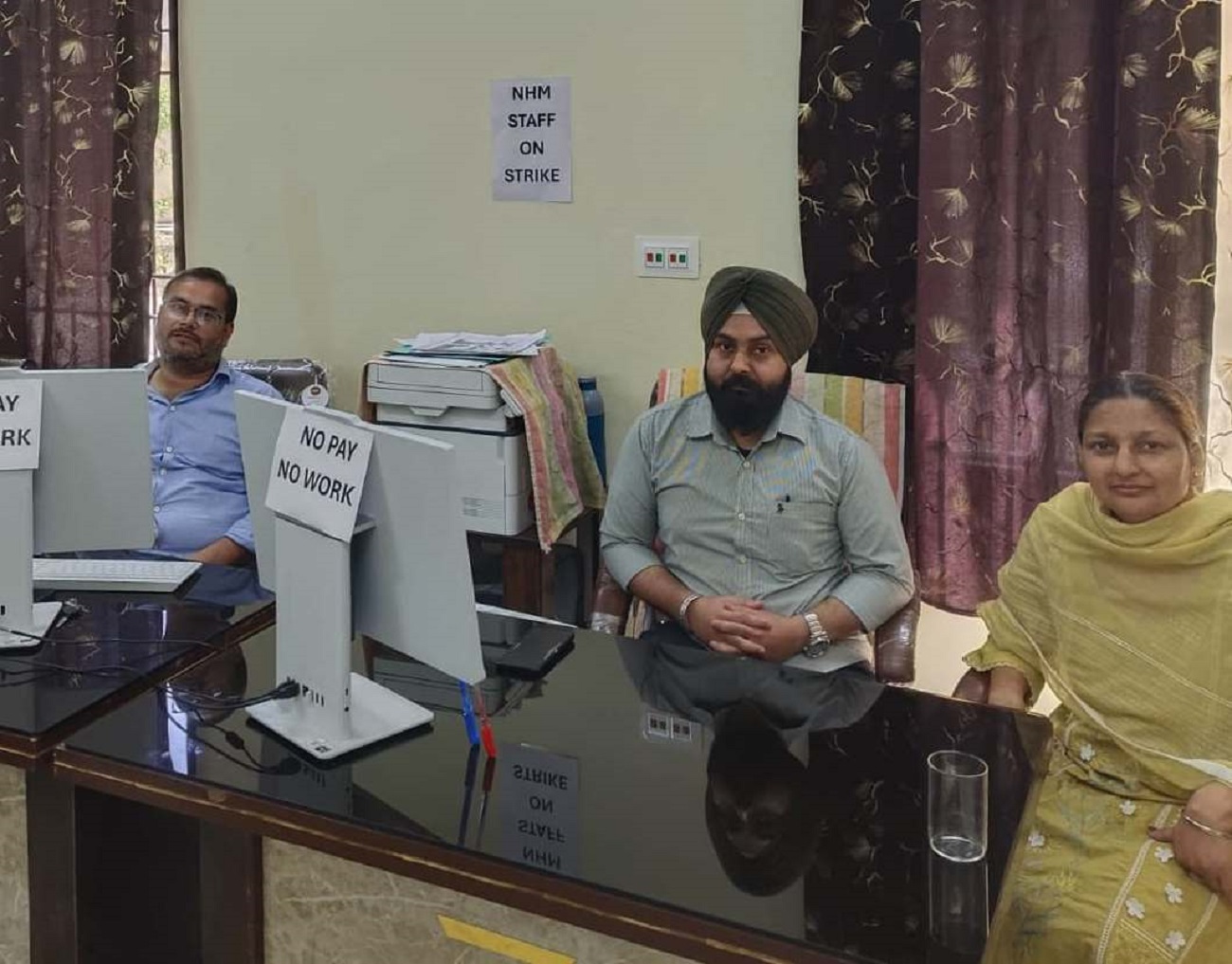 ਸਿਹਤ ਮੁਲਾਜ਼ਮਾਂ ਨੇ ਸਰਕਾਰ ਖ਼ਿਲਾਫ਼ ਖੋਲ੍ਹਿਆ ਮੋਰਚਾ, ਤਨਖਾਹਾਂ ਨਾ ਮਿਲਣ ਕਾਰਨ ਆਰਥਿਕ ਮੰਦਹਾਲੀ ਦੇ ਹੋਏ ਸ਼ਿਕਾਰ