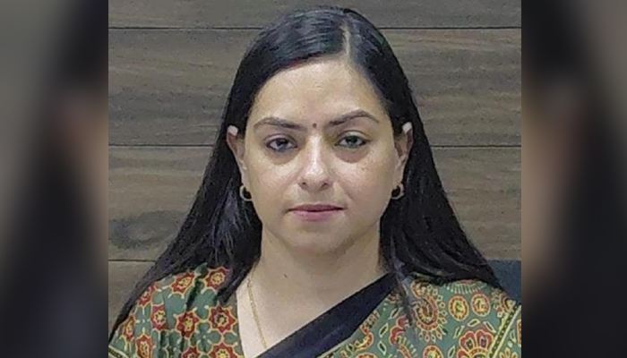 ਗੈਸ ਤੇ ਪੈਟਰੋਲ-ਡੀਜ਼ਲ ਦੀ ਸਪਲਾਈ ਨੂੰ ਲੈ ਕੇ ਨਾ ਹੋਵੋ ਪ੍ਰੇਸ਼ਾਨ, DC ਪਠਾਨਕੋਟ ਨੇ ਦਿੱਤਾ ਵੱਡਾ ਭਰੋਸਾ