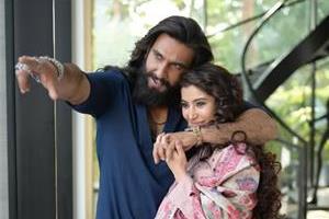 ranveer singh starrer   dhurandhar   franchise enters rs 3000 crore club