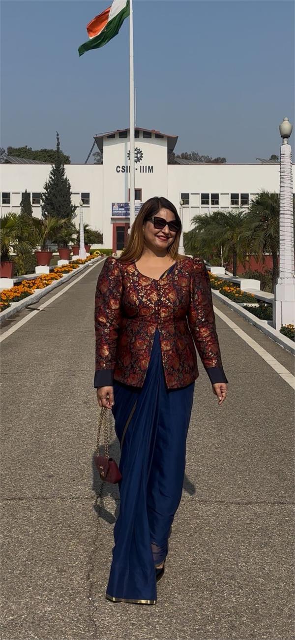 young women  brocade jackets  designer dresses