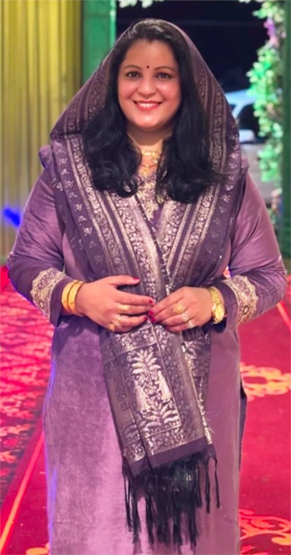 zari work suit  women  royal look