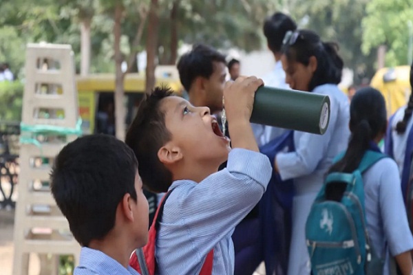 ਪੰਜਾਬ ਦੇ ਸਕੂਲਾਂ ਦਾ ਸਮਾਂ ਬਦਲਿਆ ਜਾਵੇ! ਭਿਆਨਕ ਗਰਮੀ ਦੇ ਕਹਿਰ ਵਿਚਾਲੇ ਮਾਪਿਆਂ ਨੇ ਚੁੱਕੀ ਮੰਗ