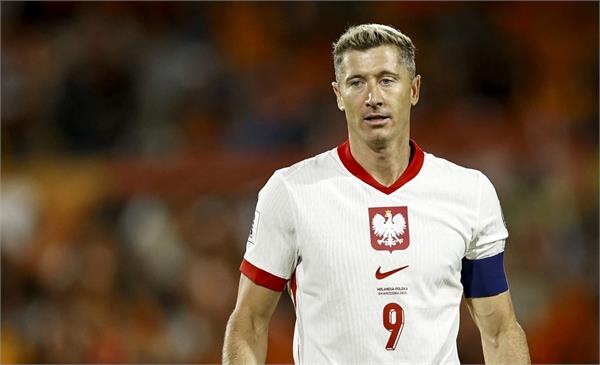 lewandowski hints at retirement