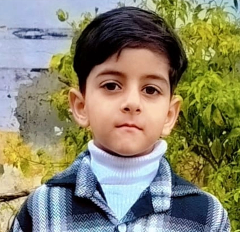 ਪੰਜਾਬ: ਮਾਪਿਆਂ ਦੀਆਂ ਅੱਖਾਂ ਸਾਹਮਣੇ ਭਿਆਨਕ ਅੱਗ ਨੇ ਪੁੱਤ ਨੂੰ ਲਪੇਟ ''ਚ ਲਿਆ, ਤੜਫ-ਤੜਫ ਕੇ ਨਿਕਲੀ ਜਾਨ