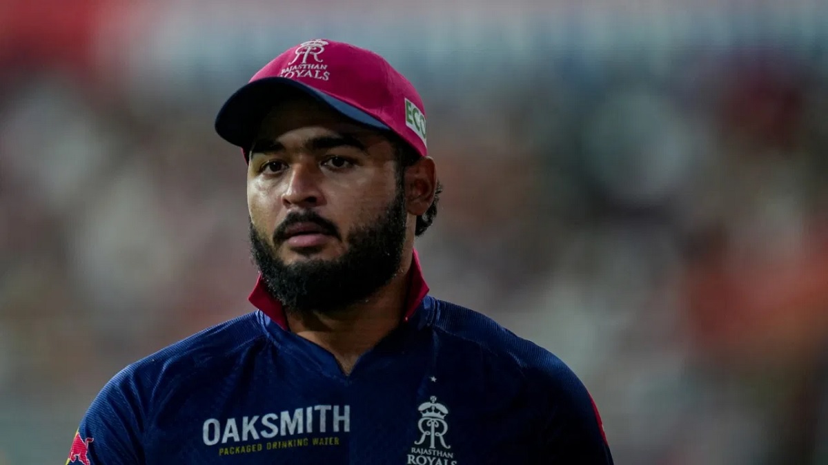 ਰਿਆਨ ਪਰਾਗ ਨੂੰ ਈ-ਸਿਗਰਟ ਪੀਣ ''ਤੇ ਹੋ ਸਕਦੀ ਹੈ ਜੇਲ, ਜਾਣੋ ਕੀ ਕਹਿੰਦਾ ਹੈ ਭਾਰਤ ਦਾ ਕਾਨੂੰਨ