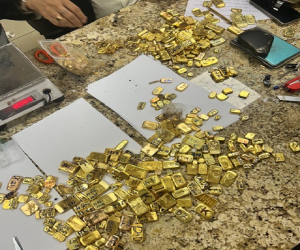 ਸੋਨੇ ਦੀ ਤਸਕਰੀ ਕਰਨ ਵਾਲੇ ਗਿਰੋਹ ਦਾ ਪਰਦਾਫਾਸ਼, 29.37 ਕਿਲੋ Gold ਬਰਾਮਦ