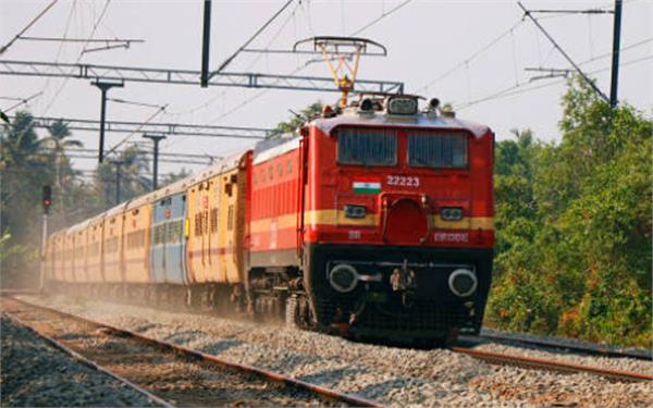 additional coaches added in trains for the convenience of rail passengers