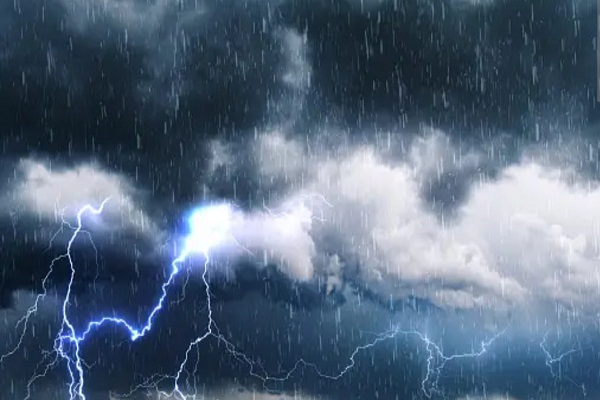 ਪੰਜਾਬ ''ਚ ਅੱਜ ਮੀਂਹ, ਤੂਫ਼ਾਨ ਤੇ ਬਿਜਲੀ ਡਿੱਗਣ ਦਾ ਅਲਰਟ, ਇਨ੍ਹਾਂ 7 ਜ਼ਿਲ੍ਹਿਆਂ ਲਈ ਵੱਡੀ ਚਿਤਾਵਨੀ