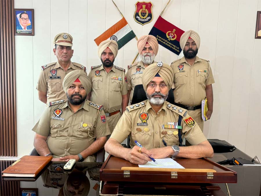 ਨੂਰਮਹਿਲ ਵਿਖੇ ਸ਼ਰੇਆਮ ਰਸਤੇ ''ਚ ਰੋਕ ਅੱਖਾਂ ''ਚ ਮਿਰਚਾਂ ਪਾ ਕੇ ਵਿਅਕਤੀ ਦਾ ਬੇਰਹਿਮੀ ਨਾਲ ਕੀਤਾ ਕਤਲ