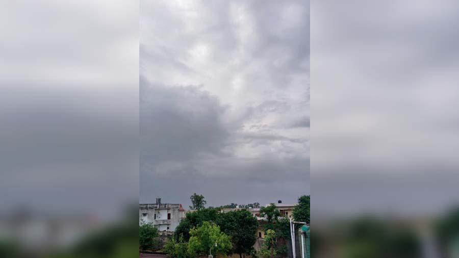 ਟਾਂਡਾ ''ਚ ਹੋਈ ਬਾਰਿਸ਼ ਨੇ ਬਦਲਿਆ ਮੌਸਮ ਦਾ ਮਿਜਾਜ਼, ਗਰਮੀ ਤੋਂ ਮਿਲੀ ਥੋੜ੍ਹੀ ਰਾਹਤ