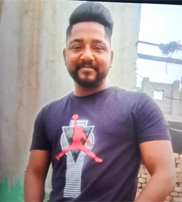 one killed in horrific collision between high speed thar and motorcycle