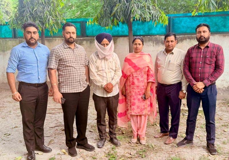 PSPCL ਦਾ SDO ਵਿਜੀਲੈਂਸ ਵੱਲੋਂ ਗ੍ਰਿਫ਼ਤਾਰ! ਕਾਰਨਾਮਾ ਜਾਣ ਹੋਵੋਗੇ ਹੈਰਾਨ