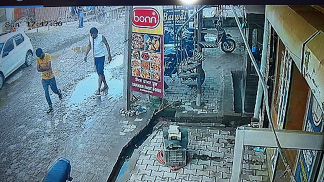 ਪੰਜਾਬ ਕਾਂਗਰਸ ਦੇ ਆਗੂ ਦੇ ਕਤਲ ਤੋਂ ਪਹਿਲਾਂ ਦੀ ਵੀਡੀਓ ਆਈ ਸਾਹਮਣੇ, ਮੋਢੇ 'ਤੇ ਕੁਹਾੜੀ ਰੱਖ...