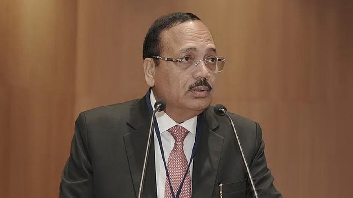 ਇਕ ਹੀ ਵਕੀਲ ਦੀਆਂ 25 ਜਨਹਿਤ ਪਟੀਸ਼ਨਾਂ ਖਾਰਜ, ਭੜਕੇ CJI ਨੇ ਕਿਹਾ- ''ਆਪਣੇ ਕਾਨੂੰਨੀ ਪੇਸ਼ੇ ’ਤੇ ਧਿਆਨ ਕੇਂਦਰਿਤ ਕਰੋ''