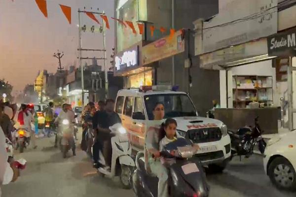 man furious after police issued challan