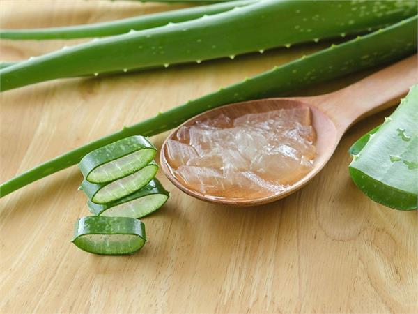 be careful if you are using aloe vera gel 