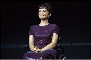   wicked   actress blocked from flight due to wheelchair