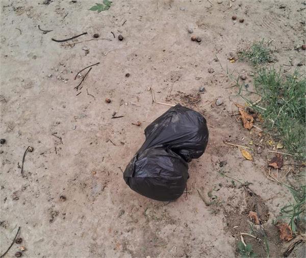 2 drones and 1 kg heroin recovered near the border in tarn taran