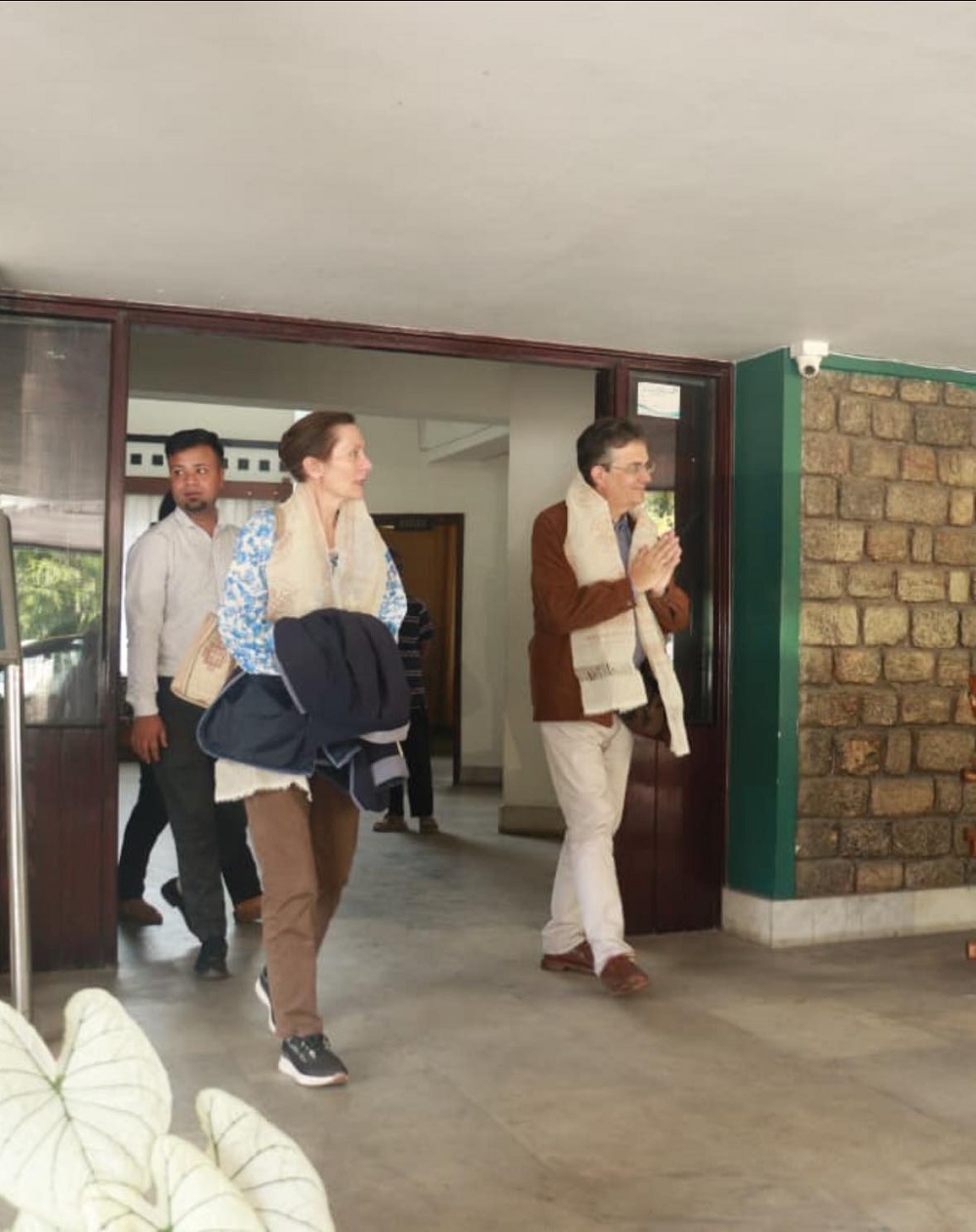 ਪਤਨੀ ਨਾਲ 5 ਦਿਨਾਂ ਦੌਰੇ ''ਤੇ ਸਿੱਕਮ ਪਹੁੰਚੇ ਫਰਾਂਸ ਦੇ ਰਾਜਦੂਤ