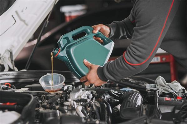 delays in changing engine oil can be severe