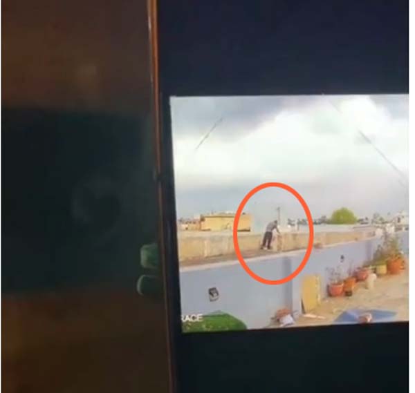 ਜਲੰਧਰ ''ਚ ਅਜੀਬੋ-ਗ਼ਰੀਬ ਮਾਮਲਾ! ਪਹਿਲਾਂ ਘਰ ''ਚ ਵੜੇ ਚੋਰ, ਬਣਾਇਆ ਚਿਕਨ, ਪੀਤੀ ਚਾਹ ਦੋ ਦਿਨ ਰਹਿਣ ਮਗਰੋਂ...