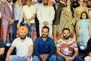 star cast of   rab da radio 3   sincerely thanks the media