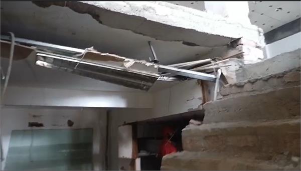 theft in a new three story building