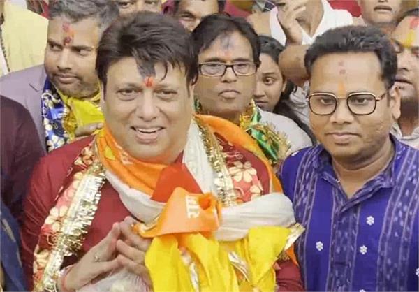 govinda offer prayers at jagannath temple