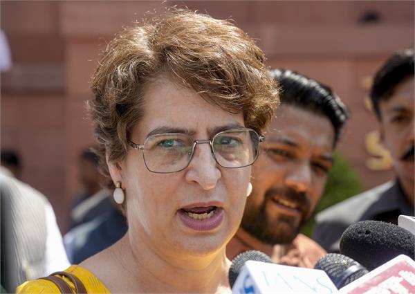 women  messiah  priyanka gandhi  women reservation amendment bill