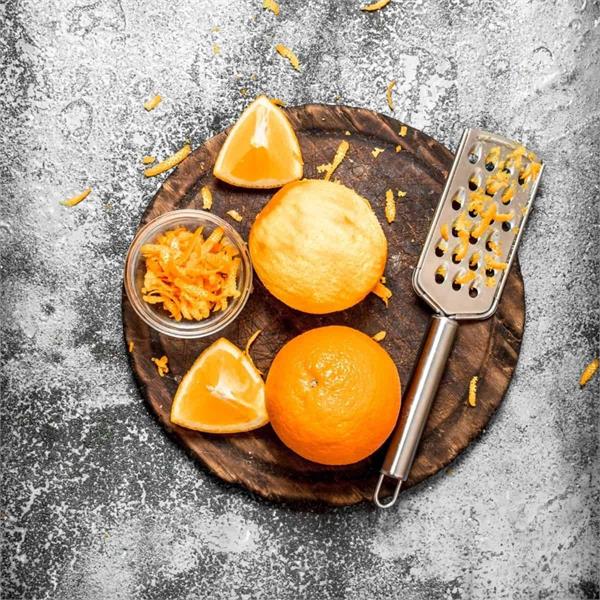 orange peels will clear blemishes on the face 