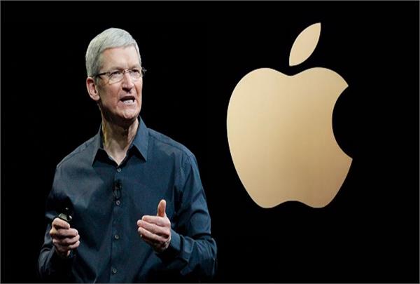 reshuffle in apple john turns will now take over from tim cook