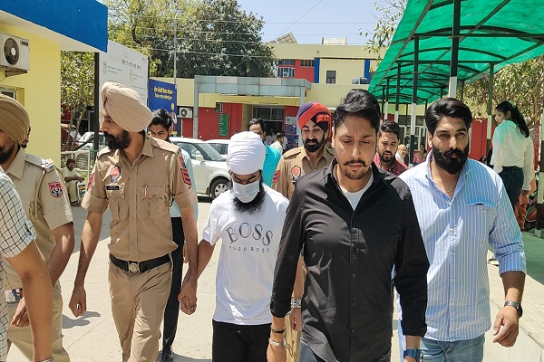 ਅੰਮ੍ਰਿਤਪਾਲ ਮਹਿਰੋਂ ਦਾ ਕਰਵਾਇਆ ਗਿਆ ਮੈਡੀਕਲ, ਅੱਜ ਬਠਿੰਡਾ ਅਦਾਲਤ ''ਚ ਹੋਵੇਗੀ ਪੇਸ਼ੀ