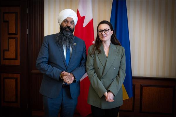 canada provide aid to ukraine