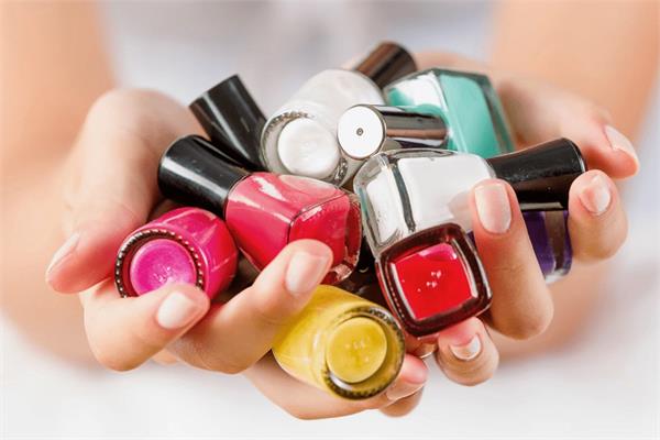 brilliant ways to reuse unused nail polish bottles