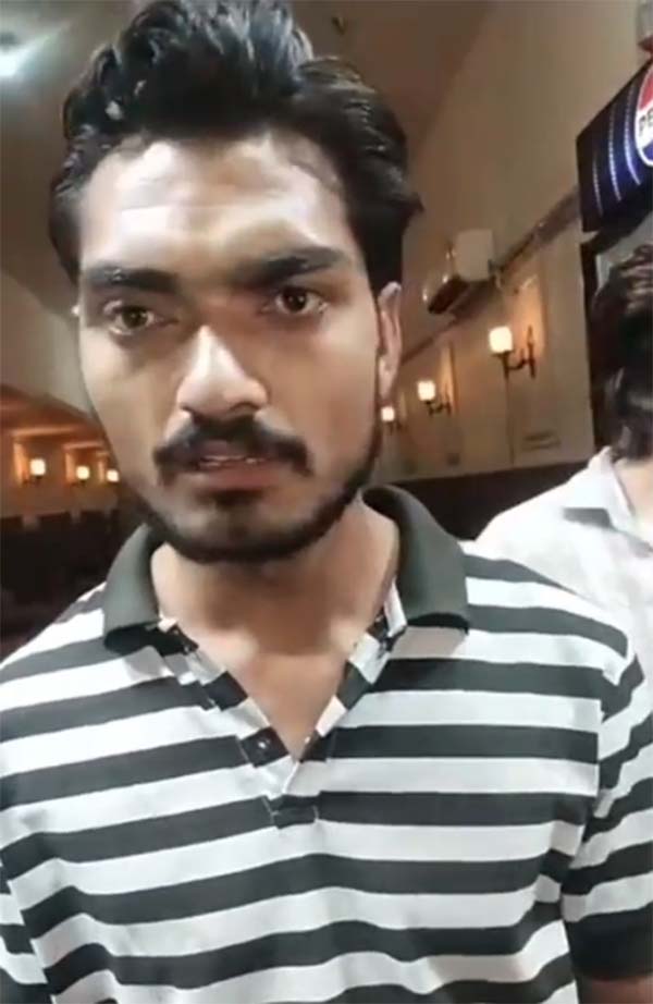 ਜਲੰਧਰ ਵਿਖੇ ਚਿਕਨ ਕਾਰਨਰ ''ਤੇ ਮੋਬਾਇਲ ਚਾਰਜਰ ਨੂੰ ਲੈ ਕੇ ਭਿੜੀਆਂ ਦੋ ਧਿਰਾਂ