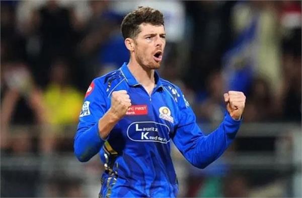 ipl 2026  why did mitchell santner not play against rr 