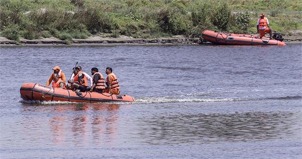 vrindavan boat accident yamuna river 15 punjabis