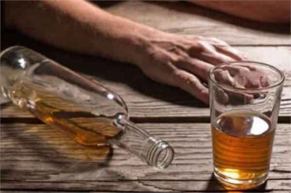 poisonous liquor people death eyesight bihar police