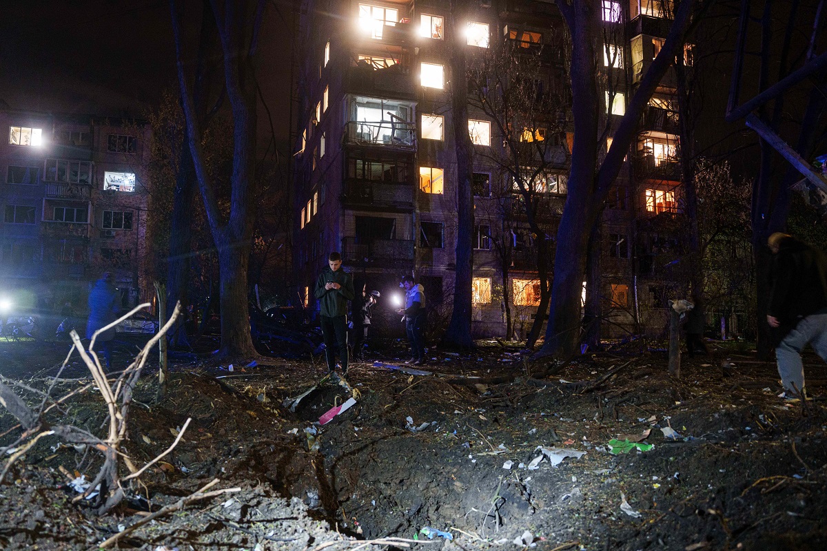 ਰੂਸ ਨੇ ਮਿਜ਼ਾਈਲਾਂ ਅਤੇ ਡਰੋਨਾਂ ਨਾਲ ਯੂਕਰੇਨ ''ਤੇ ਕੀਤੀ ਬੰਬਾਰੀ, 16 ਲੋਕਾਂ ਦੀ ਮੌਤ