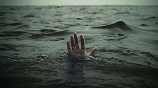 ਅਬੋਹਰ ਵਿਖੇ ਮਾਂ ਅਤੇ ਧੀ ਨੇ ਨਹਿਰ ''ਚ ਮਾਰੀ ਛਾਲ, ਇੰਝ ਬਚੀ ਜਾਨ