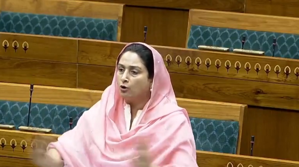 ਸੰਸਦ 'ਚ ਗੂੰਜਿਆ ਬੇਅਦਬੀਆਂ ਦਾ ਮੁੱਦਾ ! ਹਰਸਿਮਰਤ ਕੌਰ ਬਾਦਲ ਨੇ ਚੁੱਕੀ ਆਵਾਜ਼