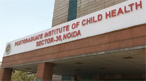 trainee lab technician commits suicide at child pgi  noida