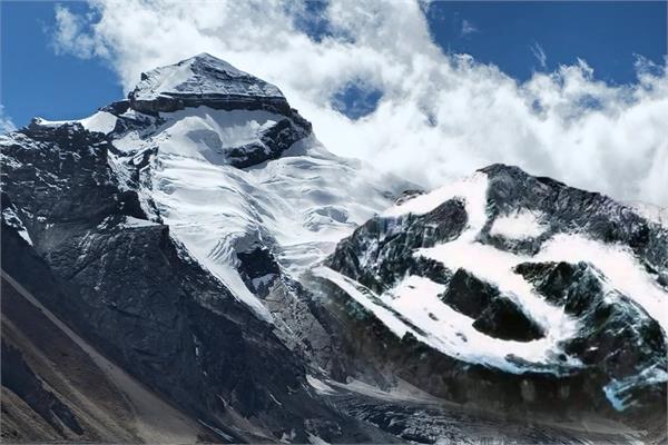 adi kailash yatra  1 may  devotees