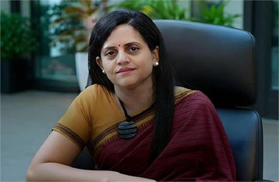 ਕਿਸੇ ਅਧਿਕਾਰੀ ਦਾ ਮਰਦ ਜਾਂ ਮਹਿਲਾ ਹੋਣਾ ਮਹੱਤਵਹੀਣ