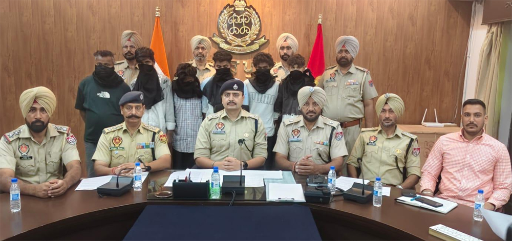 ਭਵਾਨੀਗੜ੍ਹ ''ਚ ਚੌਕੀਦਾਰ ਦੇ ਅੰਨ੍ਹੇ ਕਤਲ ਦੀ ਗੁੱਥੀ ਸੁਲਝੀ, ਵੱਡਾ ਗਿਰੋਹ ਹਥਿਆਰਾਂ ਸਮੇਤ ਬੇਨਕਾਬ