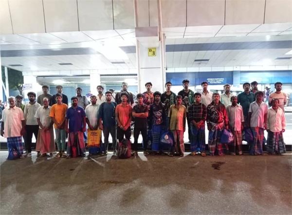 30 indian fishermen released from sri lanka return home